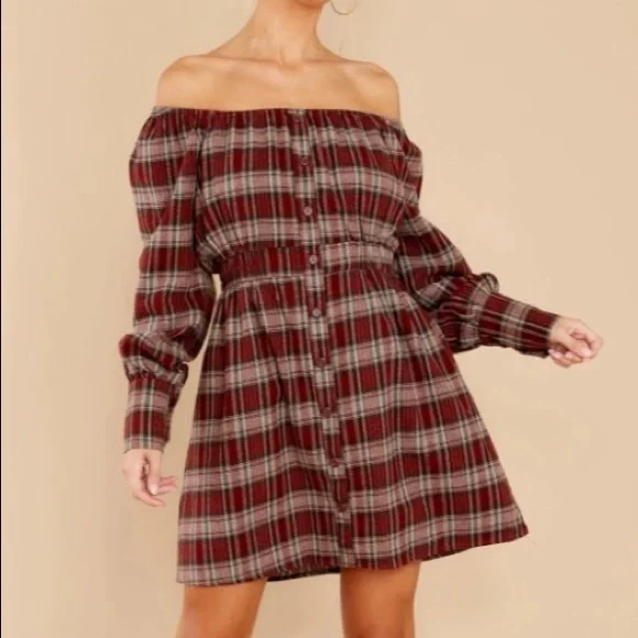 lettuce off the shoulder dress Senorita Off-Shoulder Lettuce Edge Ruched Knee Length Dress White
